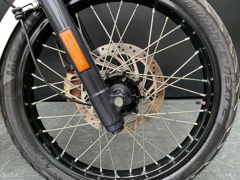 ROYAL ENFIELD HIMALAYAN 411 HPI CLEAR | SERVICE & WARRANTY