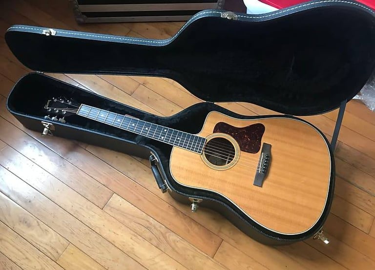 Gibson songmaker with case - open to trades or sale