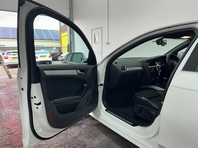 2015 Audi A4 1.8 TFSI S line Euro 6 (s/s) 4dr (Nav) SALOON Petrol Manual