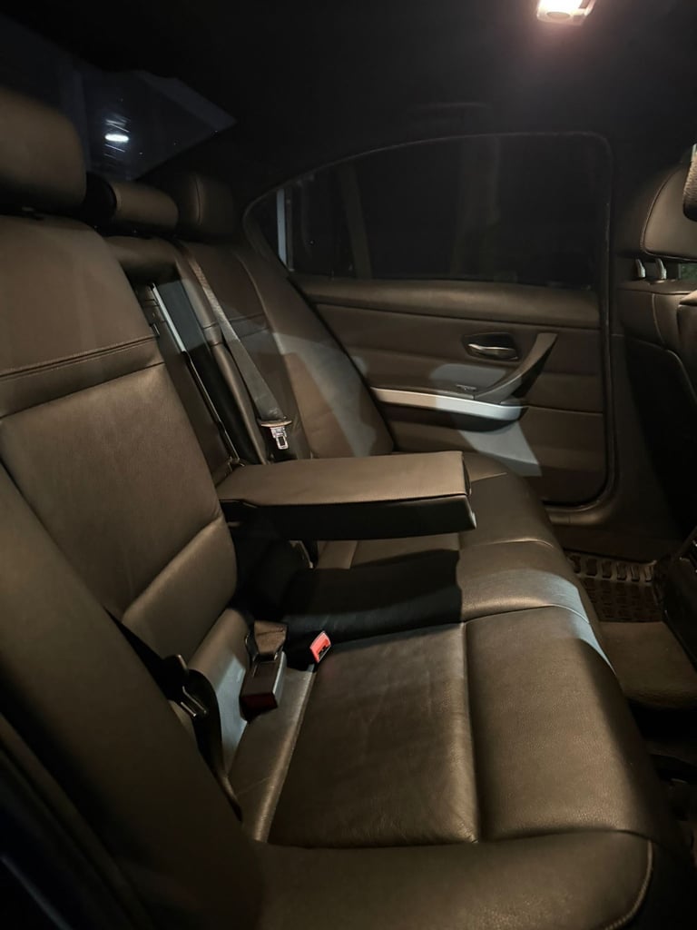 BMW, 3 SERIES, Saloon, 2009, Semi-Auto, 1995 (cc), 4 doors