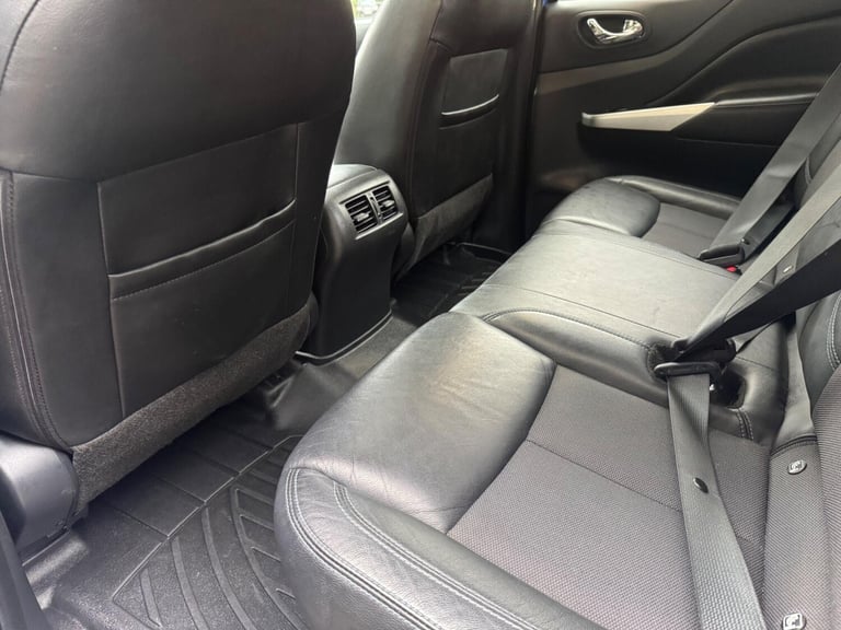 2020 Nissan Navara Double Cab Pick Up N-Guard 2.3dCi 190 TT 4WD Auto PICK UP DIESEL Automatic