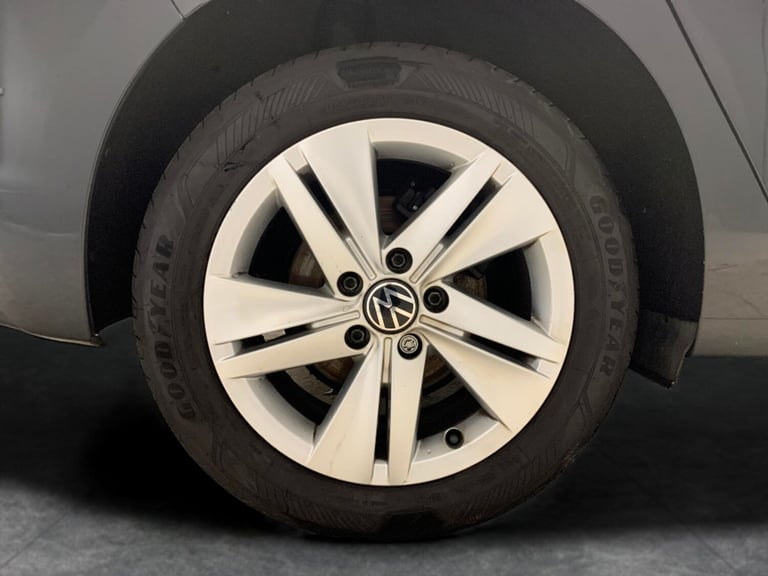 2021 Volkswagen Golf 2.0 TDI Life 5dr HATCHBACK DIESEL Manual