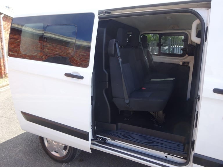 2022 Ford Transit Custom 2.0 320 EcoBlue Trend Crew Van L1 H1 Euro 6 (s/s) 5dr PANEL VAN Diesel M...