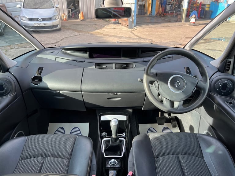 2011 Renault Grand Espace 2.0 dCi Dynamique TomTom 5dr Auto MPV Diesel Automatic
