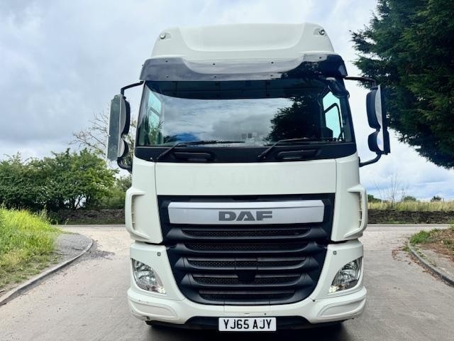 2016 DAF CF 410 E6 sleeper cab 8x2 cheese wedge beavertail Fassi F275 crane 