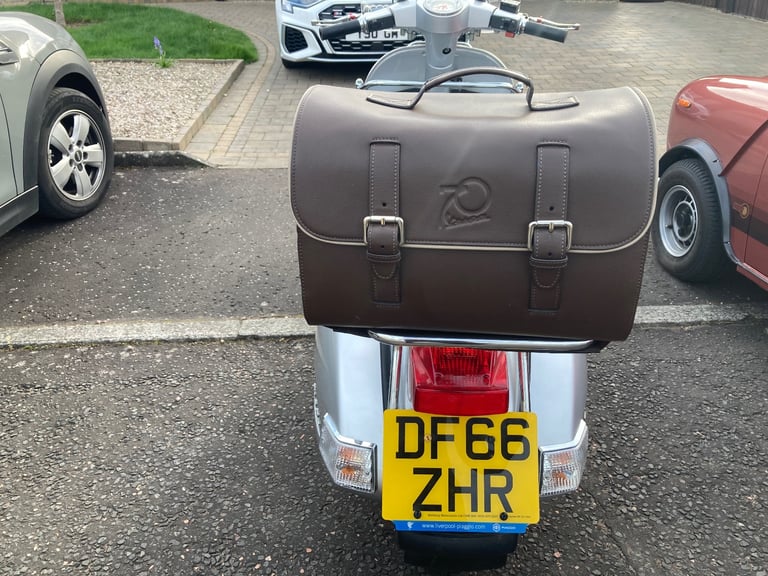 Piaggio, VESPA, 2016, 123 (cc)
