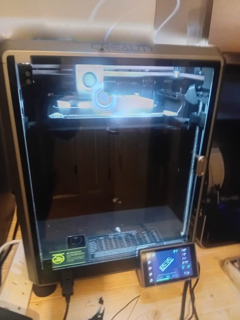 Creality K1 3D printer with CFS multicolour Upgrade Accessory Kit installed - (no CFS unit included)