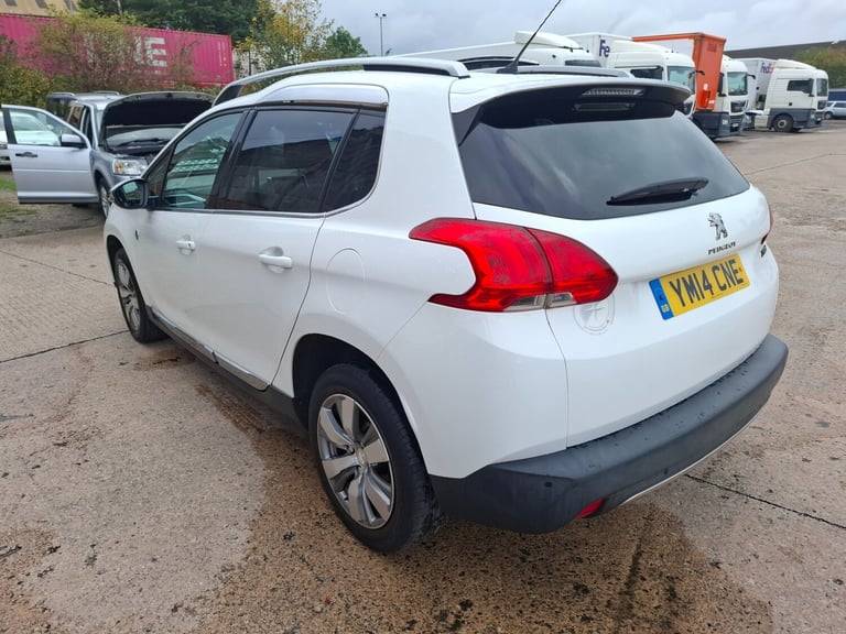 2014 Peugeot 2008 1.2 VTi Crossway 5dr HATCHBACK Petrol Manual