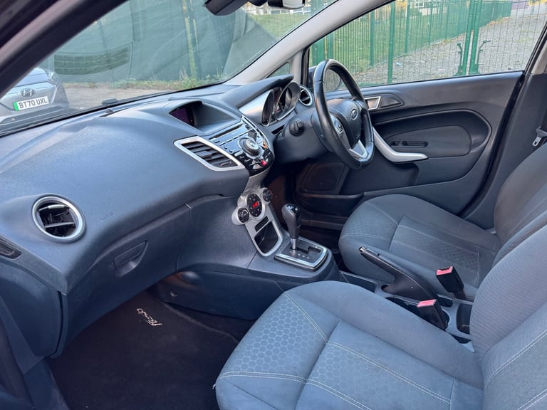 2012 Ford Fiesta 1.4 Titanium 5dr Auto HATCHBACK Petrol Automatic