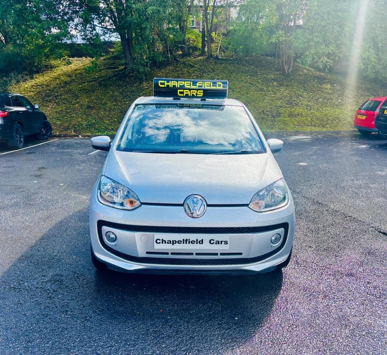 VOLKSWAGEN UP 1.0 High up! 2014