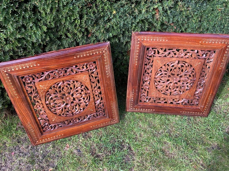 Wooden / walnut square table tops