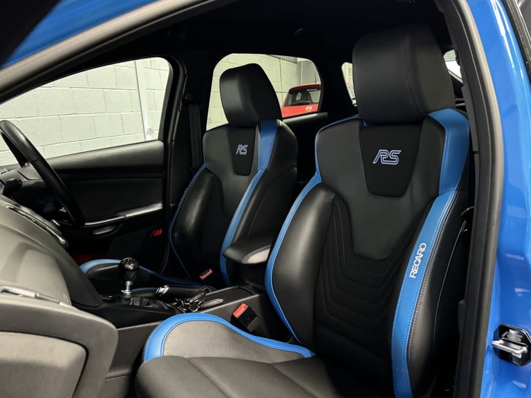 FORD FOCUS 2.3 T EcoBoost RS Blue Manual Petrol 2016