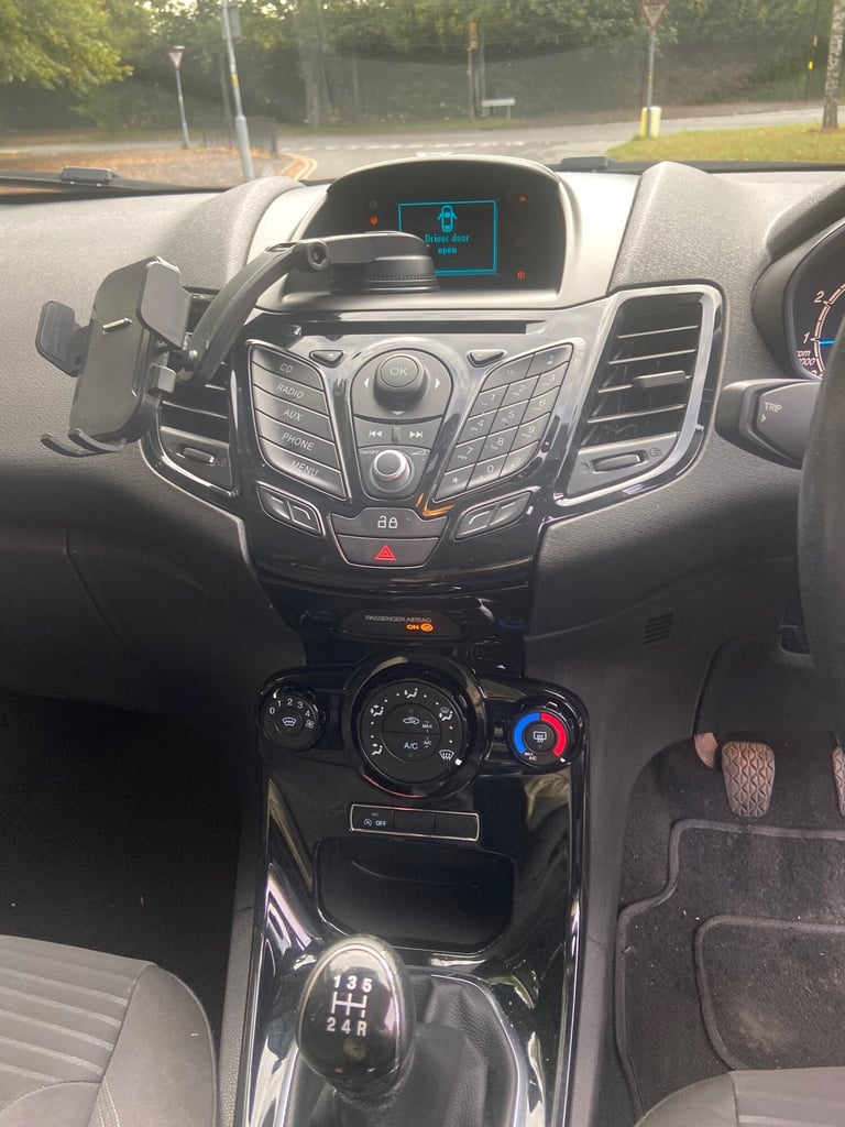 2014 Ford Fiesta 1.0 EcoBoost Zetec 5dr HATCHBACK Petrol Manual
