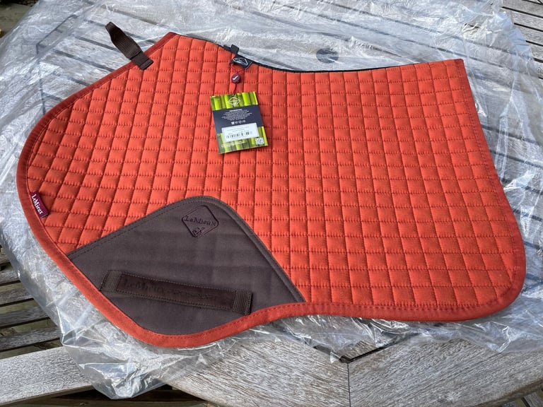 Le Mieux Lustre Burnt Copper Suede CC Square