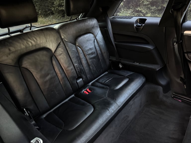 AUDI Q7 3.0 TDI QUATTRO S-LINE 7 SEATER~CHEAPER TAX BAND~BIG SPEC~