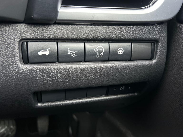 2022 Nissan Qashqai 1.3 DiG-T MH 158 Tekna 5dr Xtronic HATCHBACK PETROL Automatic