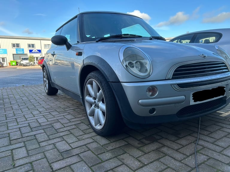 Mini, HATCHBACK, Hatchback, 2003, Semi-Auto, 1598 (cc), 3 doors
