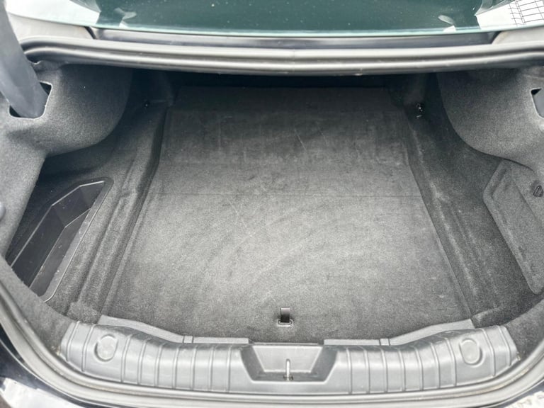 2018 Jaguar XF 2.0i R-Sport Auto Euro 6 (s/s) 4dr SALOON Petrol Automatic