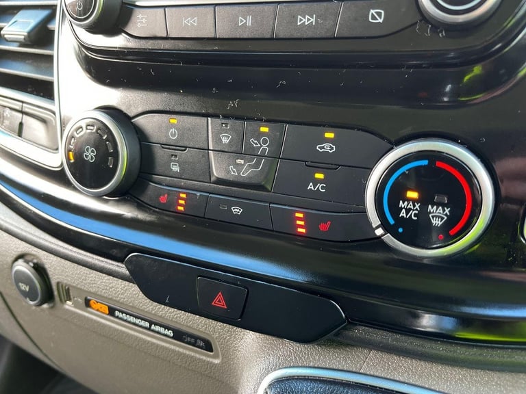 2020 Ford Transit Custom 300L2 Limited Van 2.0l 170ps 6 Speed in Moondust Silver