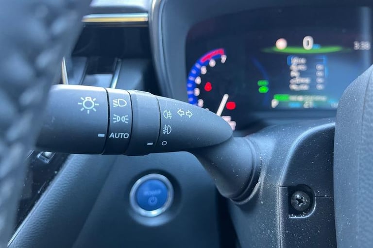 2022 Toyota Corolla 1.8 VVT-i Hybrid Icon Tech 5dr CVT HATCHBACK PETROL/ELECTRIC Automatic