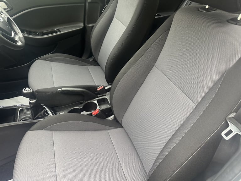 HYUNDAI I20 1.2 SE 2017