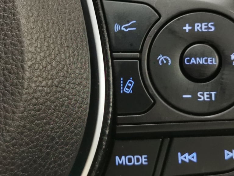 2020 Toyota RAV4 2.5 VVT-h Design SUV 5dr Petrol Hybrid CVT Euro 6 (s/s) (218 ps) - LED - RE Suv ...