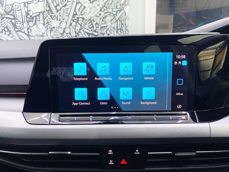 2023 Volkswagen Golf 1.5 TSI Life Hatchback 5dr Petrol Manual Euro 6 (s/s) (130 ps) Hatchback Pet...