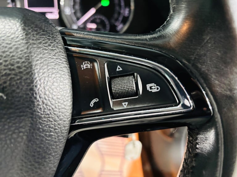 2018 Skoda Superb 2.0 TDI SE Technology DSG Euro 6 (s/s) 5dr ESTATE Diesel Automatic