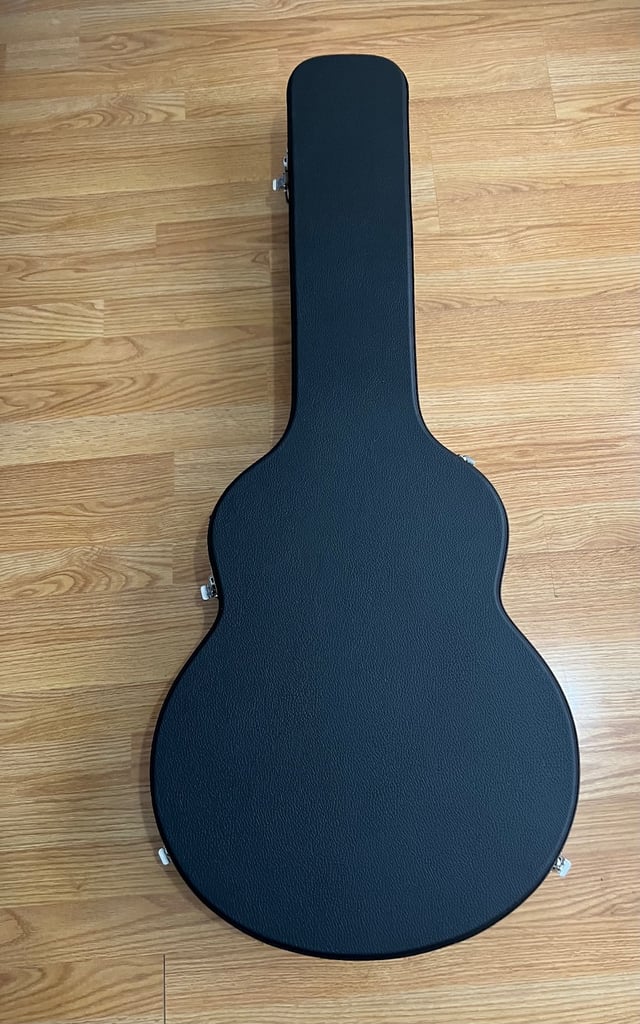 TGI 335 fit hardcase like new