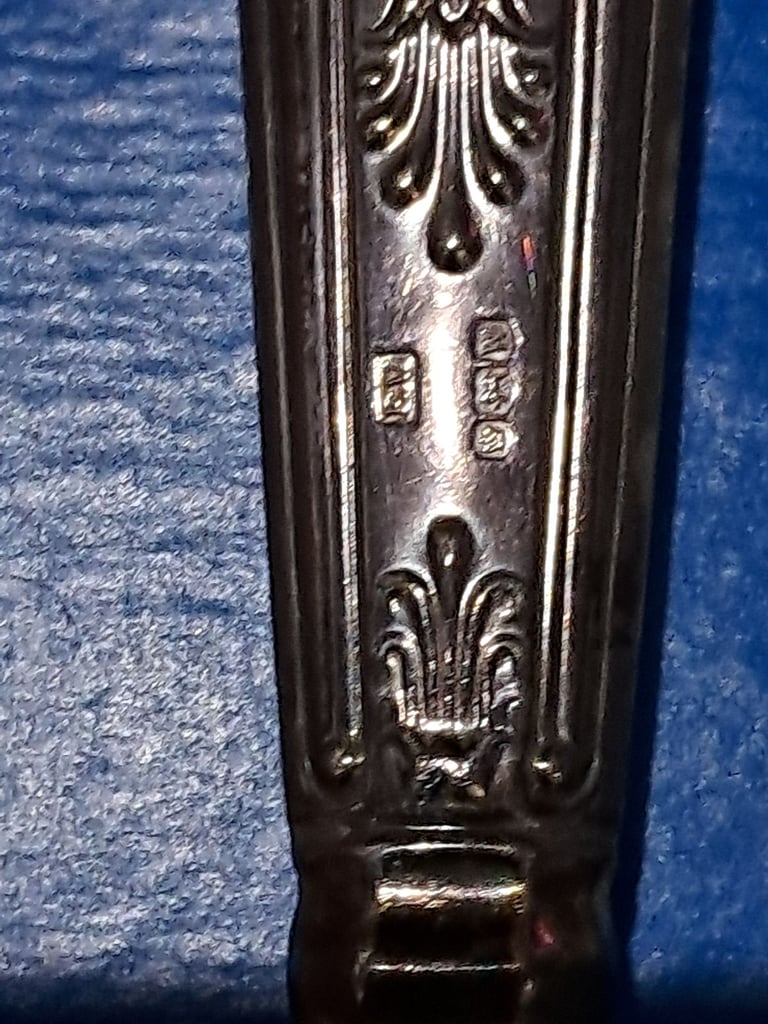 2 bread slices and cheese slicer all hallmarked sterling silver handles 