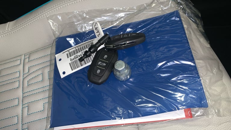 2025 Fiat 600 1.2 MHEV La Prima SUV 5dr Petrol Hybrid e-DCT Euro 6 (s/s) (100 ps) SUV Hybrid Auto...