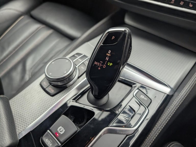2019 BMW 5 Series 2.0 520d M Sport Touring 5dr Diesel Auto Euro 6 (s/s) (190 ps) DAKOTA LEATH EST...