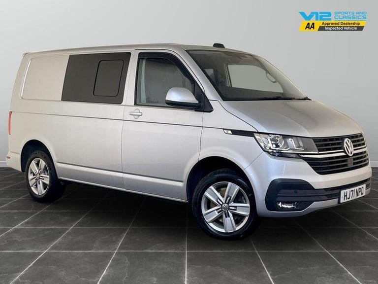 2021 Volkswagen Transporter 2.0 TDI T32 Highline Kombi DSG FWD SWB Euro 6 (s/s) 5dr Automatic Com...