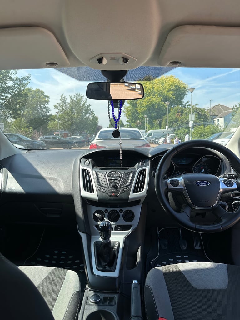 Ford, FOCUS, Hatchback, 2013, Manual, 998 (cc), 5 doors
