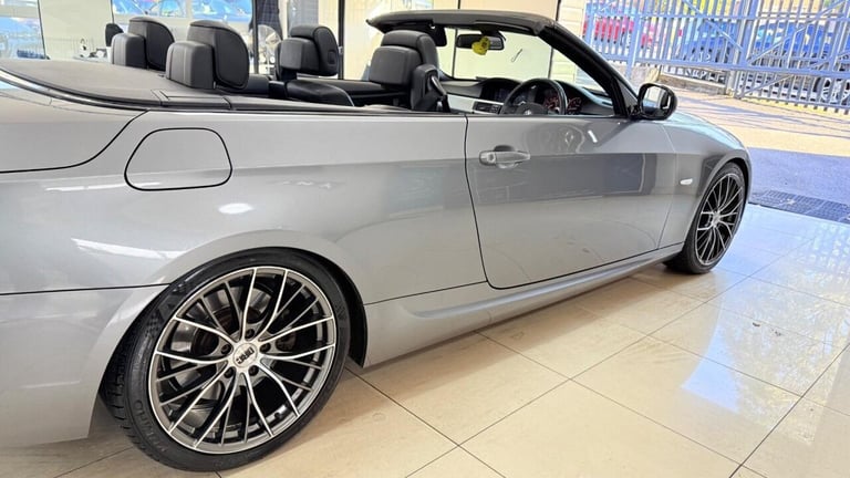 2013 BMW 3 Series 330d M Sport 2dr Step Auto CONVERTIBLE DIESEL Automatic