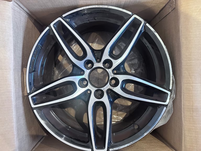 18” Alloy wheels 