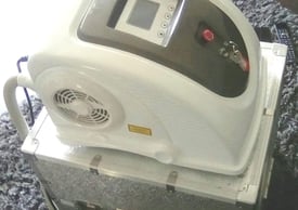 Tattoo removal laser