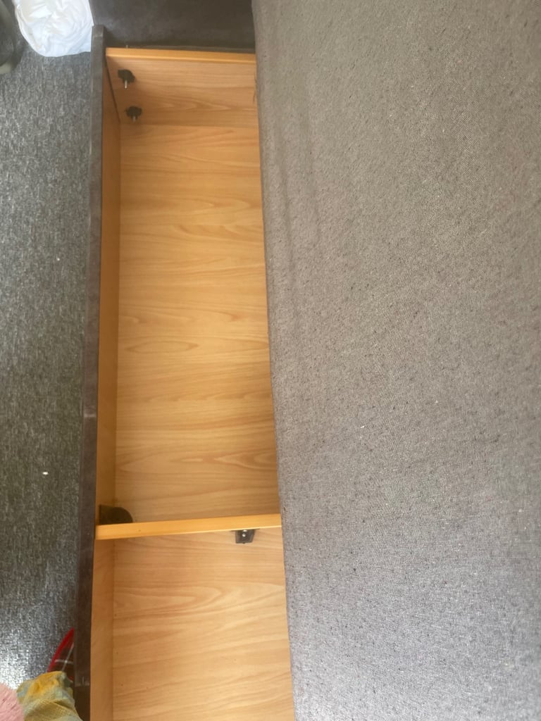 Gorgeous double sofa bed / sofabed with storage 