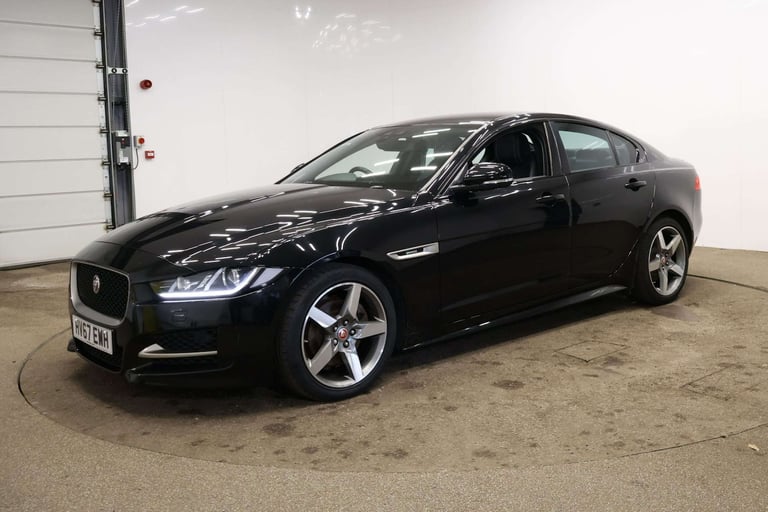 2017 Jaguar XE 2.0 XE R-Sport D 4dr Saloon Diesel Manual