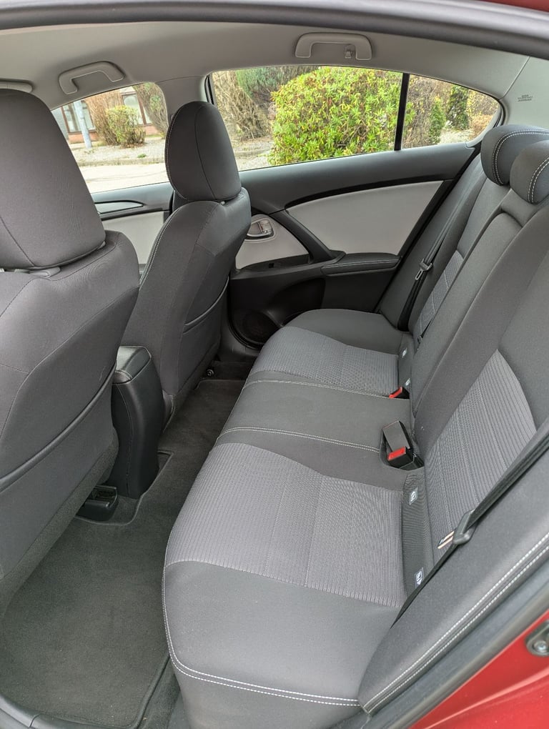 2017 Toyota Avensis 1.6 D-4D Business Edition Saloon