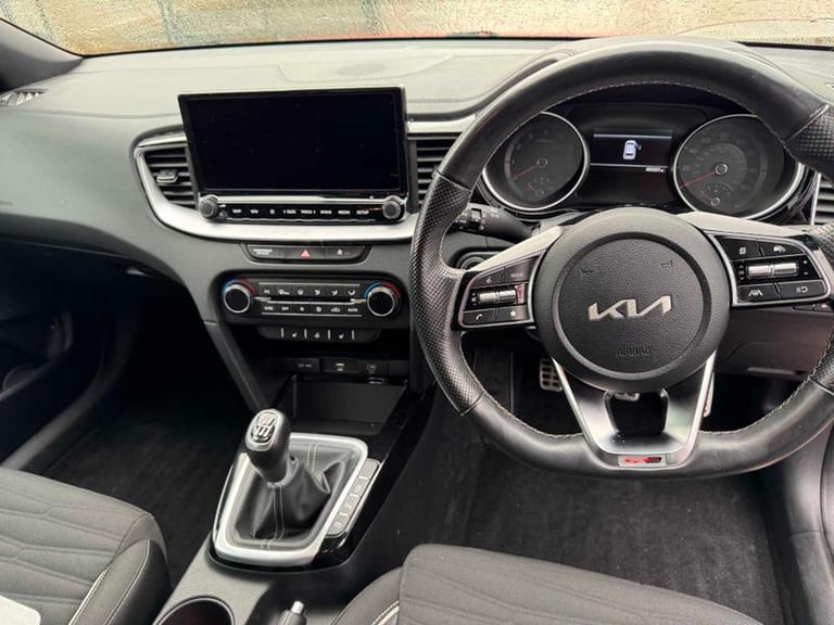 2022 Kia Ceed 1.5T GDi ISG GT-Line 5dr Manual Hatchback Petrol Manual