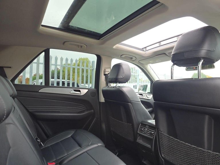 MERCEDES-BENZ GLE CLASS 3.0 GLE350d V6 AMG Line (Premium) G-Tronic 4MATIC Euro