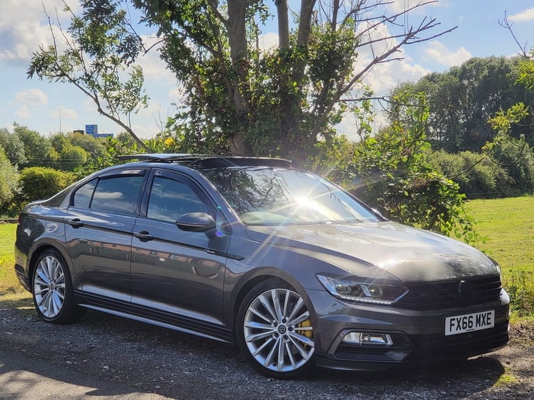 2016 Volkswagen Passat 2.0 TDI BlueMotion Tech R-Line Saloon 4dr Diesel Manual