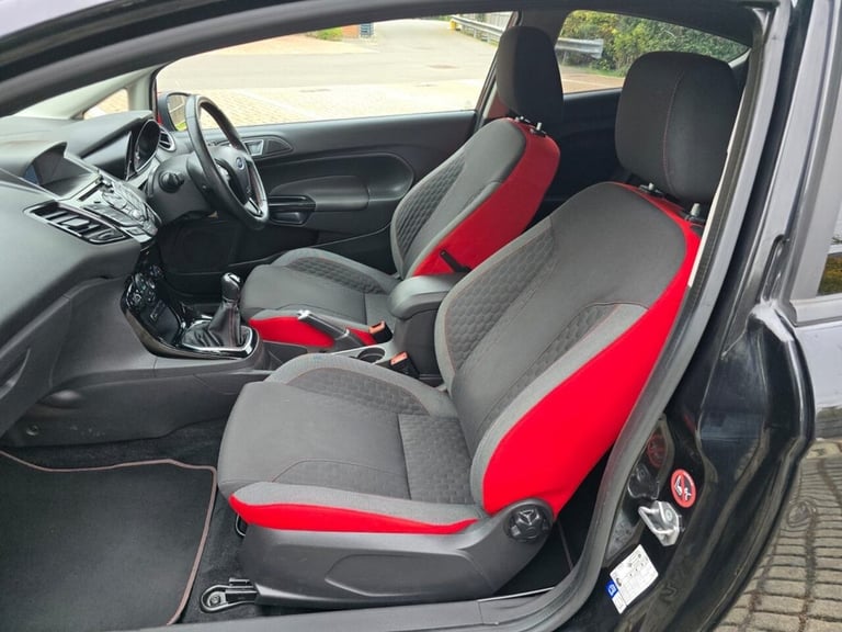 2015 Ford Fiesta 1.0T EcoBoost Zetec S Black Edition Hatchback 3dr Petrol Manual Euro 6 (s/s Hatc...