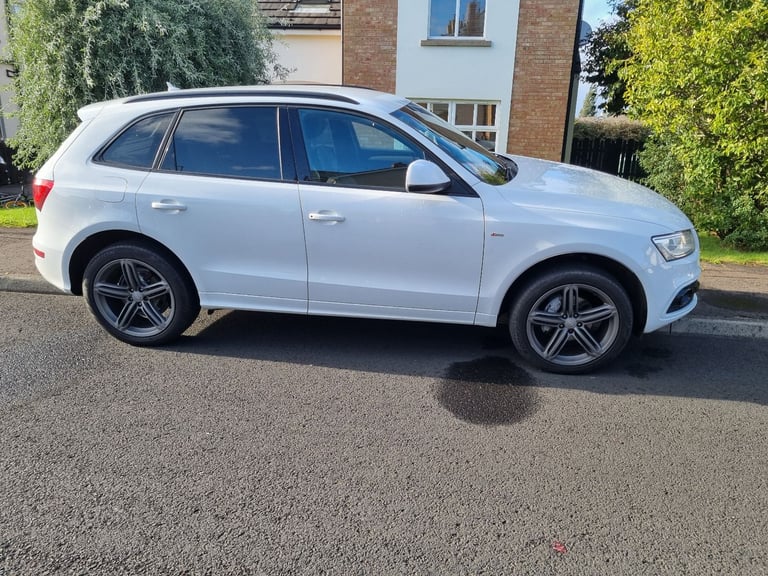 Audi Q5 2014 sline black edition Manual