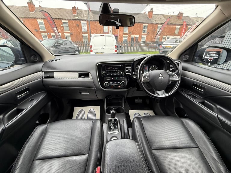 2015 Mitsubishi Outlander 2.2 DI-D GX3 SUV 5dr Diesel Auto 4WD Euro 5 (s/s) (150 ps) ESTATE Diese...