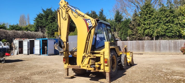 1994 Caterpillar 428B Digger with quick hitch 3 x Buckets Extendahoe and only 2876 hrs!