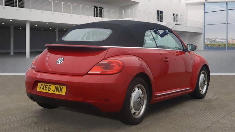 2015 Volkswagen Beetle 2.0 TDI 110 BlueMotion Tech Design 2dr CONVERTIBLE DIESEL Manual