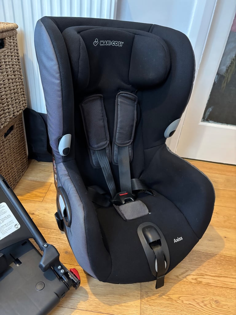 image for Maxi Cosi Axiss 360