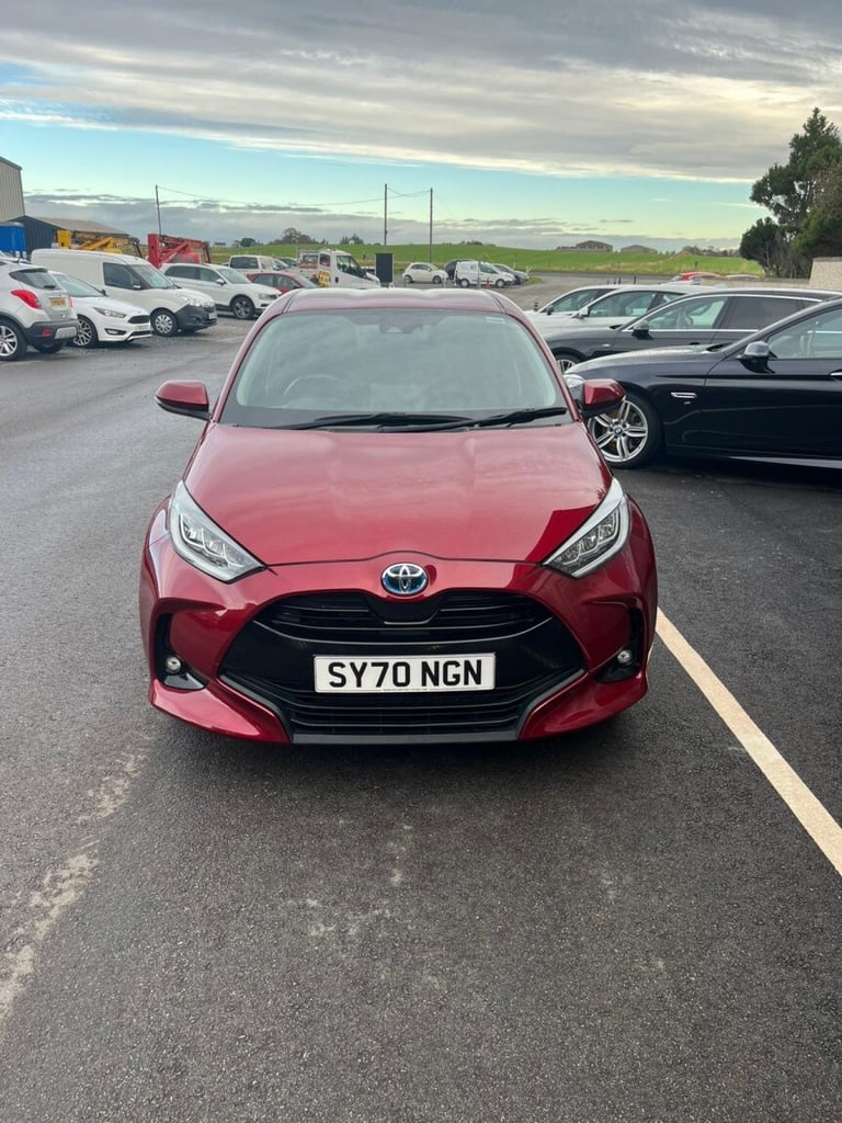 TOYOTA YARIS 1.5 VVT-h Design 2020
